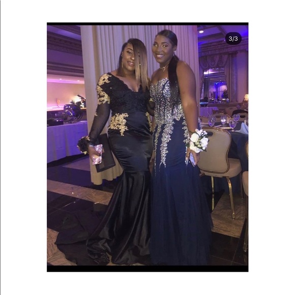 Prom dress - Picture 4 of 4